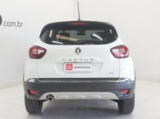 Renault CAPTUR 1.3 TCE FLEX INTENSE X-TRONIC 2022/2023 BETIOLO NOVOS E SEMINOVOS LAJEADO / Carros no Vale