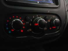 Renault CAPTUR 1.6 16V SCE FLEX LIFE X-TRONIC 2019/2019 BETIOLO NOVOS E SEMINOVOS LAJEADO / Carros no Vale