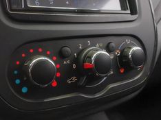 Renault CAPTUR 1.6 16V SCE FLEX LIFE X-TRONIC 2019/2019 BETIOLO NOVOS E SEMINOVOS LAJEADO / Carros no Vale