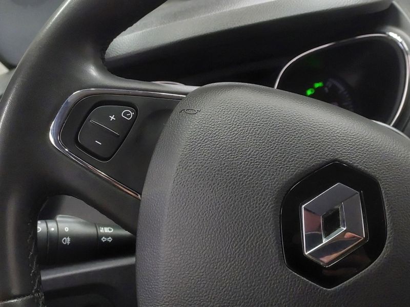 Renault CAPTUR 1.6 16V SCE FLEX LIFE X-TRONIC 2019/2019 BETIOLO NOVOS E SEMINOVOS LAJEADO / Carros no Vale