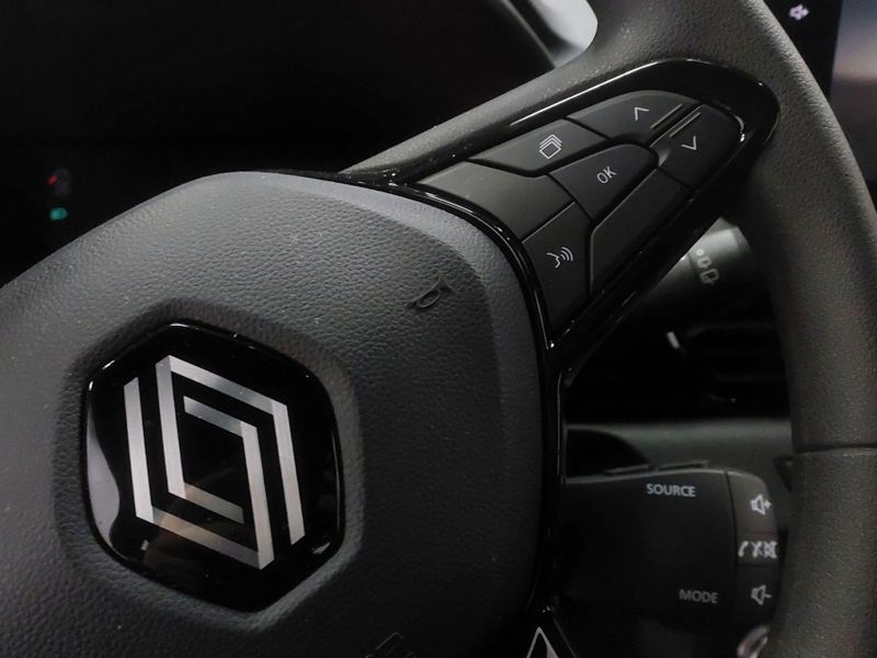Renault KARDIAN 1.0 TCE FLEX EVOLUTION MANUAL 2025/2026 BETIOLO NOVOS E SEMINOVOS LAJEADO / Carros no Vale Renault KARDIAN 1.0 TCE FLEX EVOLUTION MANUAL 2025/2026 BETIOLO NOVOS E SEMINOVOS LAJEADO / Carros no Vale