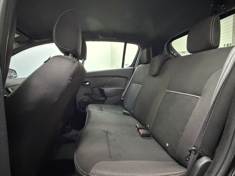 Renault SANDERO 1.6 16V SCE FLEX ZEN MANUAL 2020/2021 BETIOLO NOVOS E SEMINOVOS LAJEADO / Carros no Vale