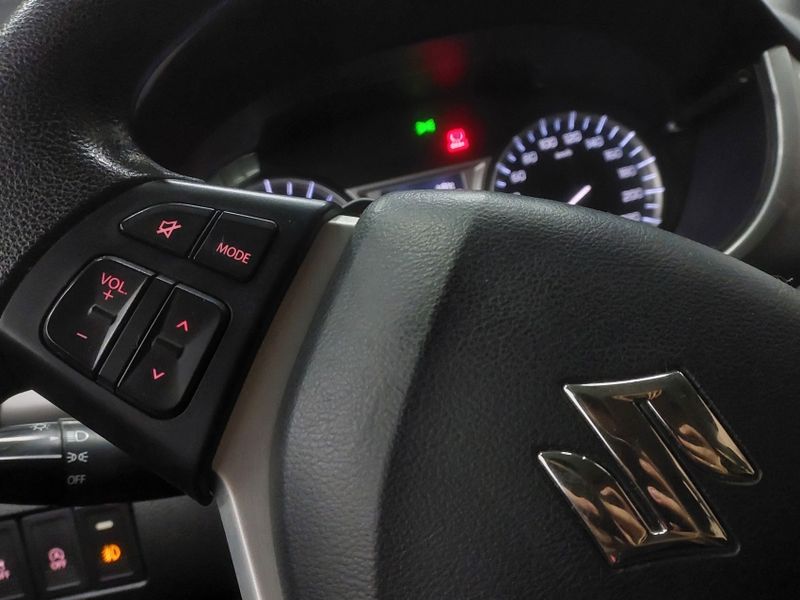 Suzuki VITARA 1.6 16V GASOLINA 4ALL AUTOMÁTICO 2018/2019 BETIOLO NOVOS E SEMINOVOS LAJEADO / Carros no Vale