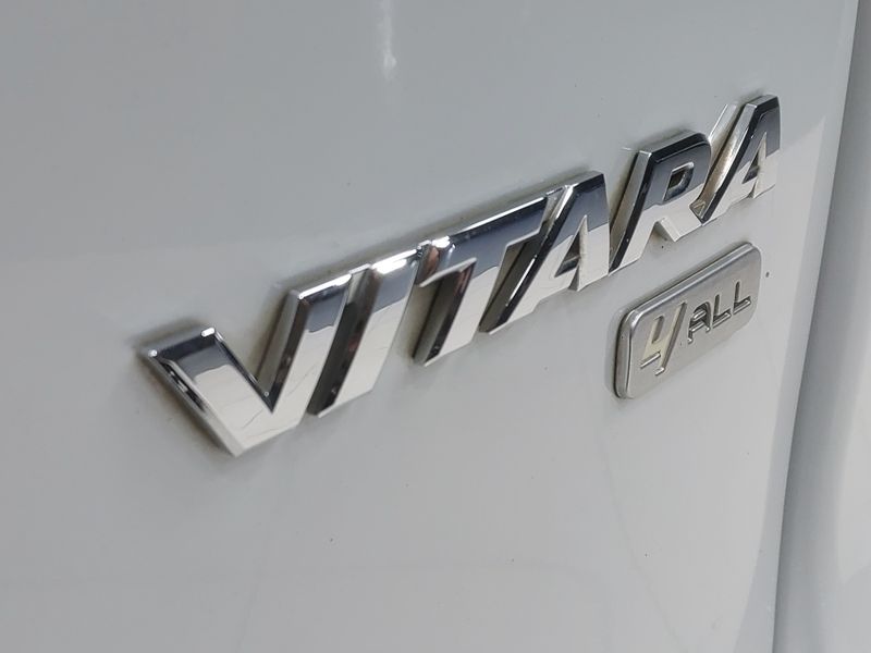 Suzuki VITARA 1.6 16V GASOLINA 4ALL AUTOMÁTICO 2018/2019 BETIOLO NOVOS E SEMINOVOS LAJEADO / Carros no Vale