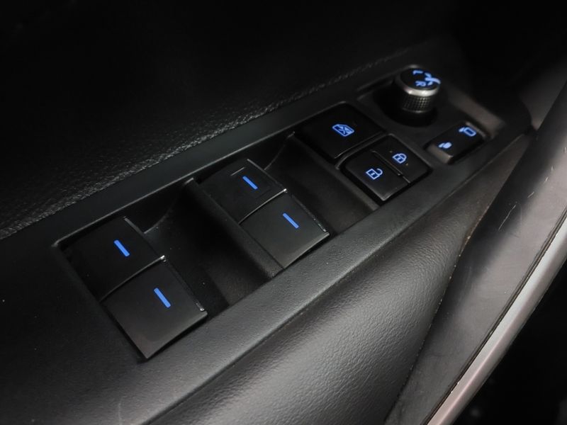 Toyota COROLLA 2.0 VVT-IE FLEX XEI DIRECT SHIFT 2020/2021 BETIOLO NOVOS E SEMINOVOS LAJEADO / Carros no Vale
