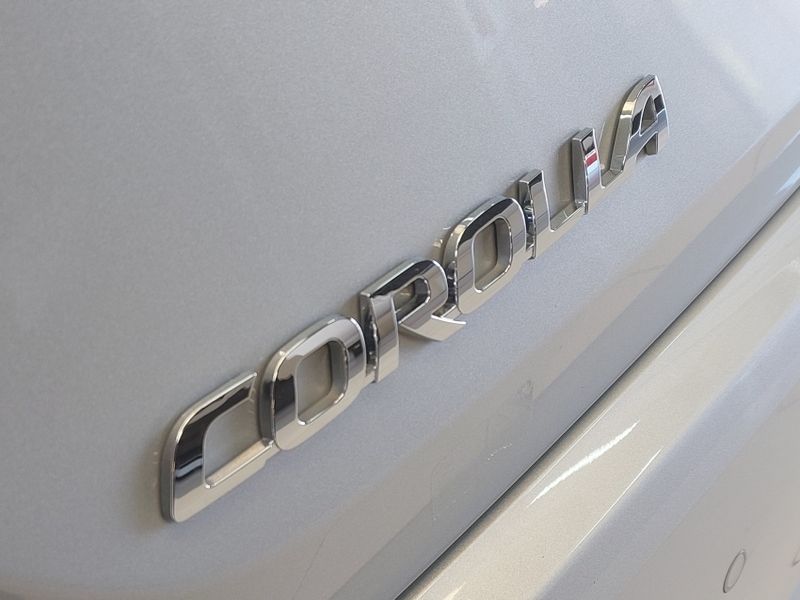 Toyota COROLLA 2.0 VVT-IE FLEX XEI DIRECT SHIFT 2024/2024 BETIOLO NOVOS E SEMINOVOS LAJEADO / Carros no Vale
