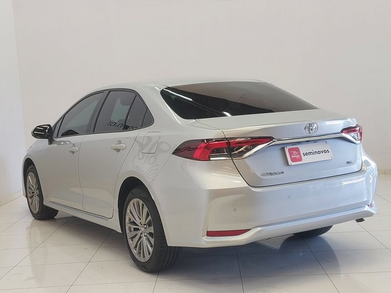Toyota COROLLA 2.0 VVT-IE FLEX XEI DIRECT SHIFT 2024/2024 BETIOLO NOVOS E SEMINOVOS LAJEADO / Carros no Vale