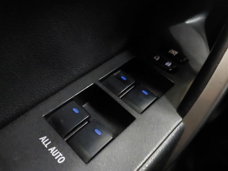 Toyota COROLLA 2.0 XEI 16V FLEX 4P AUTOMÁTICO 2014/2015 BETIOLO NOVOS E SEMINOVOS LAJEADO / Carros no Vale Toyota COROLLA 2.0 XEI 16V FLEX 4P AUTOMÁTICO 2014/2015 BETIOLO NOVOS E SEMINOVOS LAJEADO / Carros no Vale
