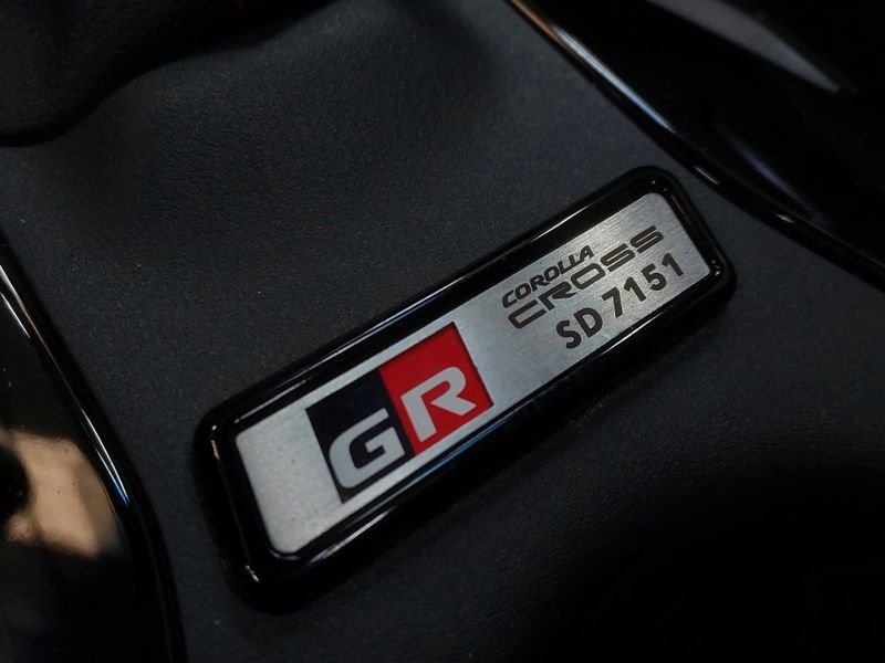 Toyota COROLLA CROSS 2.0 VVT-IE FLEX GR-SPORT DIRECT SHIFT 2023/2024 BETIOLO NOVOS E SEMINOVOS LAJEADO / Carros no Vale Toyota COROLLA CROSS 2.0 VVT-IE FLEX GR-SPORT DIRECT SHIFT 2023/2024 BETIOLO NOVOS E SEMINOVOS LAJEADO / Carros no Vale