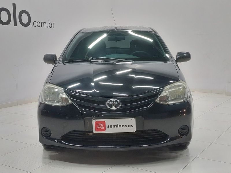 Toyota ETIOS 1.3 XS 16V FLEX 4P MANUAL 2013/2013 BETIOLO NOVOS E SEMINOVOS LAJEADO / Carros no Vale Toyota ETIOS 1.3 XS 16V FLEX 4P MANUAL 2013/2013 BETIOLO NOVOS E SEMINOVOS LAJEADO / Carros no Vale