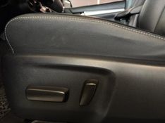 Toyota HILUX 2.8 D-4D TURBO DIESEL CD SRV 4X4 AUTOMÁTICO 2023/2024 BETIOLO NOVOS E SEMINOVOS LAJEADO / Carros no Vale