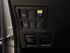 Toyota HILUX 2.8 D-4D TURBO DIESEL CD SRV 4X4 AUTOMÁTICO 2022/2022 BETIOLO NOVOS E SEMINOVOS LAJEADO / Carros no Vale
