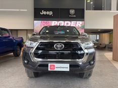 Toyota HILUX 2.8 D-4D TURBO DIESEL CD SRV 4X4 AUTOMÁTICO 2023/2024 BETIOLO NOVOS E SEMINOVOS LAJEADO / Carros no Vale