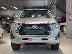 Toyota HILUX 2.8 D-4D TURBO DIESEL CD SRV 4X4 AUTOMÁTICO 2022/2022 BETIOLO NOVOS E SEMINOVOS LAJEADO / Carros no Vale