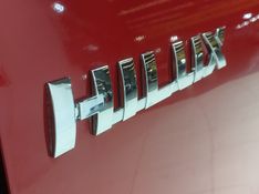 Toyota HILUX 2.8 SRX 4X4 CD 16V DIESEL 4P AUTOMÁTICO 2016/2016 BETIOLO NOVOS E SEMINOVOS LAJEADO / Carros no Vale
