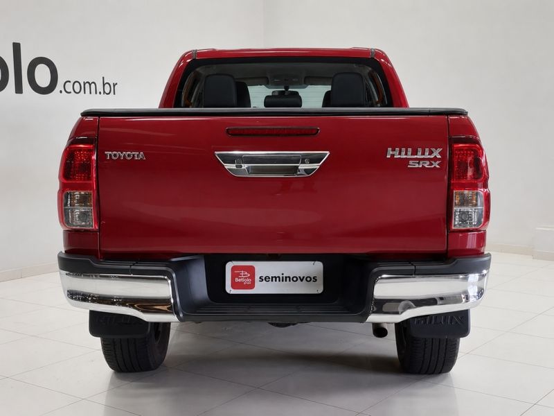 Toyota HILUX 2.8 SRX 4X4 CD 16V DIESEL 4P AUTOMÁTICO 2016/2016 BETIOLO NOVOS E SEMINOVOS LAJEADO / Carros no Vale