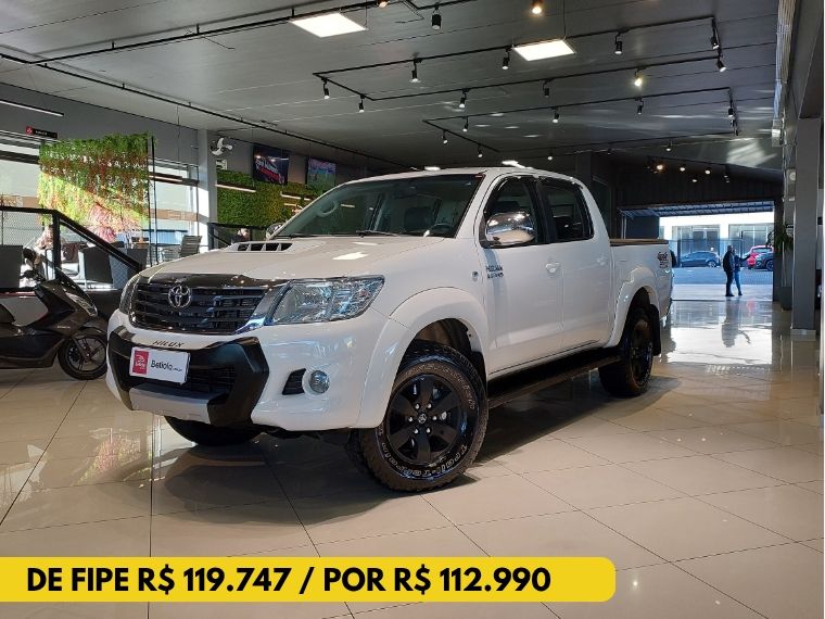 Toyota HILUX 3.0 SR 4X4 CD 16V TURBO INTERCOOLER DIESEL 4P MANUAL 2013/2013 BETIOLO NOVOS E SEMINOVOS LAJEADO / Carros no Vale Toyota HILUX 3.0 SR 4X4 CD 16V TURBO INTERCOOLER DIESEL 4P MANUAL 2013/2013 BETIOLO NOVOS E SEMINOVOS LAJEADO / Carros no Vale