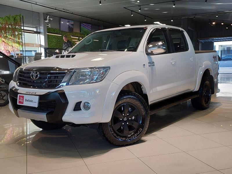 Toyota HILUX 3.0 SR 4X4 CD 16V TURBO INTERCOOLER DIESEL 4P MANUAL 2013/2013 BETIOLO NOVOS E SEMINOVOS LAJEADO / Carros no Vale Toyota HILUX 3.0 SR 4X4 CD 16V TURBO INTERCOOLER DIESEL 4P MANUAL 2013/2013 BETIOLO NOVOS E SEMINOVOS LAJEADO / Carros no Vale