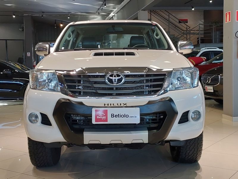 Toyota HILUX 3.0 SR 4X4 CD 16V TURBO INTERCOOLER DIESEL 4P MANUAL 2013/2013 BETIOLO NOVOS E SEMINOVOS LAJEADO / Carros no Vale Toyota HILUX 3.0 SR 4X4 CD 16V TURBO INTERCOOLER DIESEL 4P MANUAL 2013/2013 BETIOLO NOVOS E SEMINOVOS LAJEADO / Carros no Vale