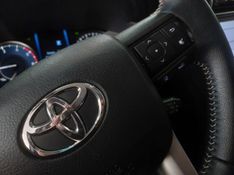 Toyota HILUX SW4 2.8 D-4D TURBO DIESEL SRX 7L 4X4 AUTOMÁTICO 2022/2022 BETIOLO NOVOS E SEMINOVOS LAJEADO / Carros no Vale