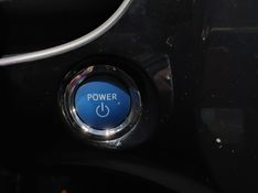 Toyota PRIUS 1.8 16V HÍBRIDO 4P AUTOMÁTICO 2017/2017 BETIOLO NOVOS E SEMINOVOS LAJEADO / Carros no Vale