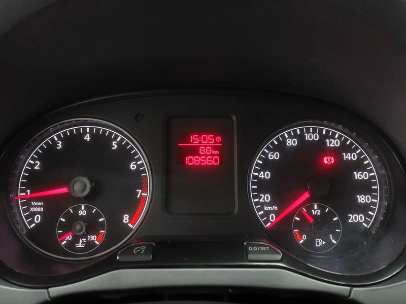 Volkswagen FOX 1.0 MI 8V FLEX 4P MANUAL 2014/2014 BETIOLO NOVOS E SEMINOVOS LAJEADO / Carros no Vale Volkswagen FOX 1.0 MI 8V FLEX 4P MANUAL 2014/2014 BETIOLO NOVOS E SEMINOVOS LAJEADO / Carros no Vale