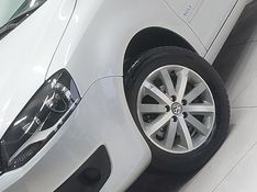 Volkswagen FOX 1.0 MI 8V FLEX 4P MANUAL 2014/2014 BETIOLO NOVOS E SEMINOVOS LAJEADO / Carros no Vale