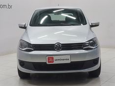 Volkswagen FOX 1.0 MI 8V FLEX 4P MANUAL 2014/2014 BETIOLO NOVOS E SEMINOVOS LAJEADO / Carros no Vale