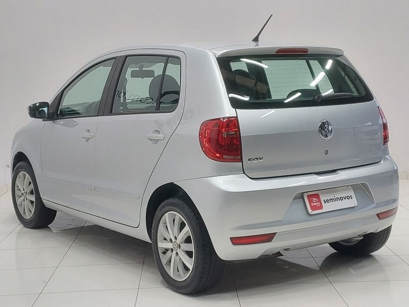 Volkswagen FOX 1.0 MI 8V FLEX 4P MANUAL 2014/2014 BETIOLO NOVOS E SEMINOVOS LAJEADO / Carros no Vale Volkswagen FOX 1.0 MI 8V FLEX 4P MANUAL 2014/2014 BETIOLO NOVOS E SEMINOVOS LAJEADO / Carros no Vale