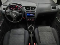 Volkswagen FOX 1.0 MI 8V FLEX 4P MANUAL 2014/2014 BETIOLO NOVOS E SEMINOVOS LAJEADO / Carros no Vale