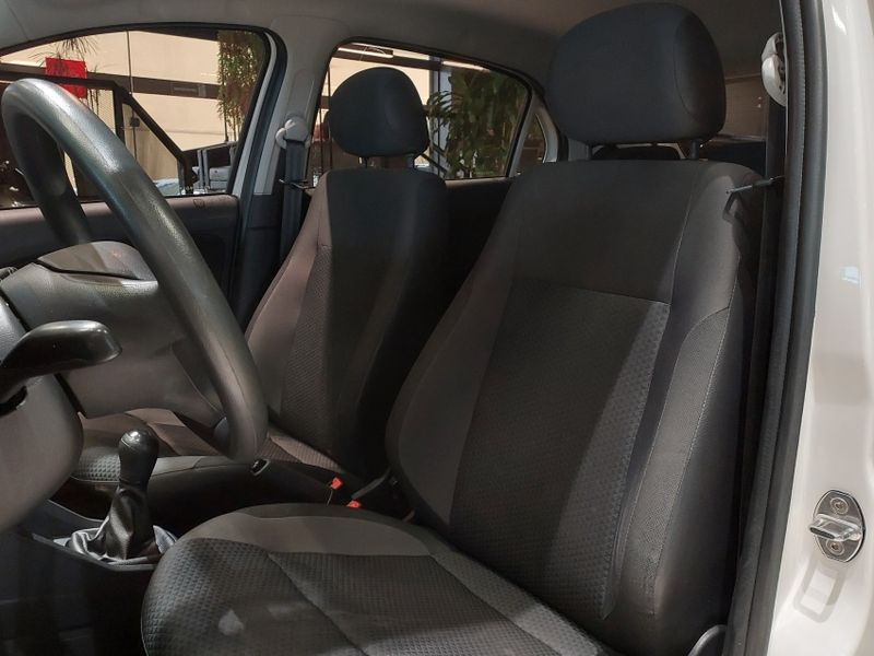 Volkswagen GOL 1.0 12V MPI TOTALFLEX 4P MANUAL 2022/2023 BETIOLO NOVOS E SEMINOVOS LAJEADO / Carros no Vale Volkswagen GOL 1.0 12V MPI TOTALFLEX 4P MANUAL 2022/2023 BETIOLO NOVOS E SEMINOVOS LAJEADO / Carros no Vale