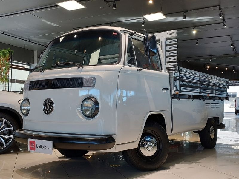 Volkswagen Kombi PICK UP 1985/1985 BETIOLO NOVOS E SEMINOVOS LAJEADO / Carros no Vale