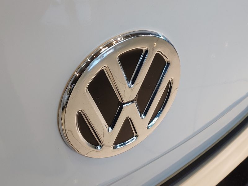 Volkswagen Kombi PICK UP 1985/1985 BETIOLO NOVOS E SEMINOVOS LAJEADO / Carros no Vale