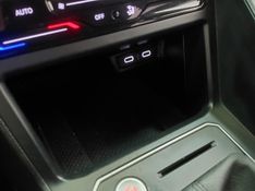 Volkswagen NIVUS 1.0 200 TSI TOTAL FLEX HIGHLINE AUTOMÁTICO 2023/2024 BETIOLO NOVOS E SEMINOVOS LAJEADO / Carros no Vale