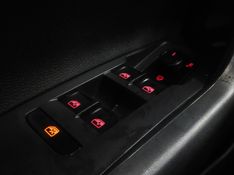 Volkswagen NIVUS 1.0 200 TSI TOTAL FLEX HIGHLINE AUTOMÁTICO 2021/2021 BETIOLO NOVOS E SEMINOVOS LAJEADO / Carros no Vale