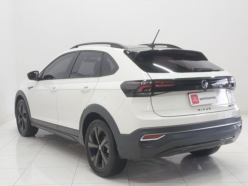 Volkswagen NIVUS 1.0 200 TSI TOTAL FLEX HIGHLINE AUTOMÁTICO 2023/2024 BETIOLO NOVOS E SEMINOVOS LAJEADO / Carros no Vale Volkswagen NIVUS 1.0 200 TSI TOTAL FLEX HIGHLINE AUTOMÁTICO 2023/2024 BETIOLO NOVOS E SEMINOVOS LAJEADO / Carros no Vale