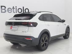Volkswagen NIVUS 1.0 200 TSI TOTAL FLEX HIGHLINE AUTOMÁTICO 2023/2024 BETIOLO NOVOS E SEMINOVOS LAJEADO / Carros no Vale