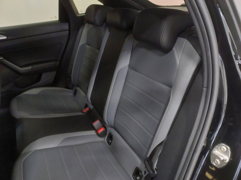 Volkswagen NIVUS 1.0 200 TSI TOTAL FLEX HIGHLINE AUTOMÁTICO 2020/2021 BETIOLO NOVOS E SEMINOVOS LAJEADO / Carros no Vale Volkswagen NIVUS 1.0 200 TSI TOTAL FLEX HIGHLINE AUTOMÁTICO 2020/2021 BETIOLO NOVOS E SEMINOVOS LAJEADO / Carros no Vale