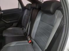 Volkswagen NIVUS 1.0 200 TSI TOTAL FLEX HIGHLINE AUTOMÁTICO 2023/2024 BETIOLO NOVOS E SEMINOVOS LAJEADO / Carros no Vale
