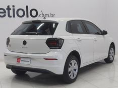 Volkswagen POLO 1.0 MPI MANUAL 2024/2024 BETIOLO NOVOS E SEMINOVOS LAJEADO / Carros no Vale