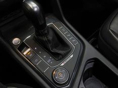 Volkswagen TIGUAN 2.0 350 TSI GASOLINA ALLSPACE R-LINE 4MOTION DSG 2020/2020 BETIOLO NOVOS E SEMINOVOS LAJEADO / Carros no Vale