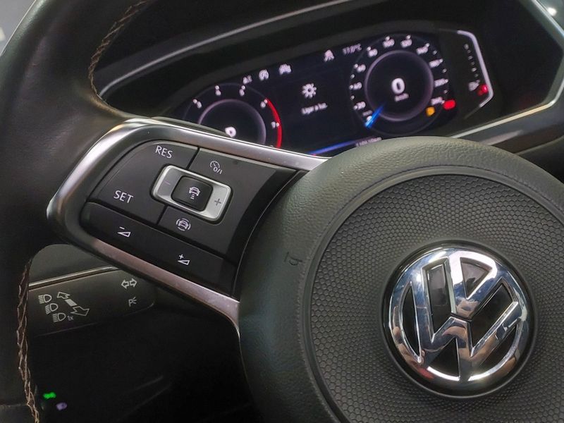 Volkswagen TIGUAN 2.0 350 TSI GASOLINA ALLSPACE R-LINE 4MOTION DSG 2020/2020 BETIOLO NOVOS E SEMINOVOS LAJEADO / Carros no Vale