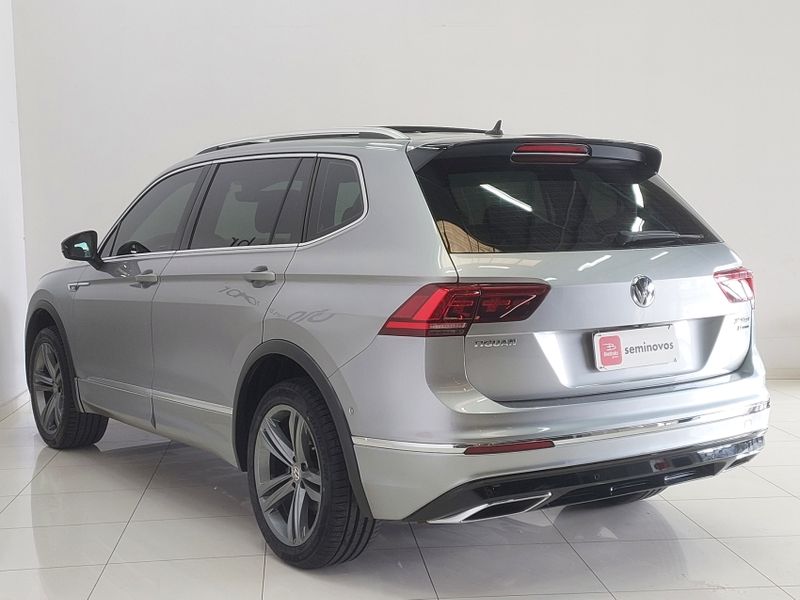 Volkswagen TIGUAN 2.0 350 TSI GASOLINA ALLSPACE R-LINE 4MOTION DSG 2020/2020 BETIOLO NOVOS E SEMINOVOS LAJEADO / Carros no Vale