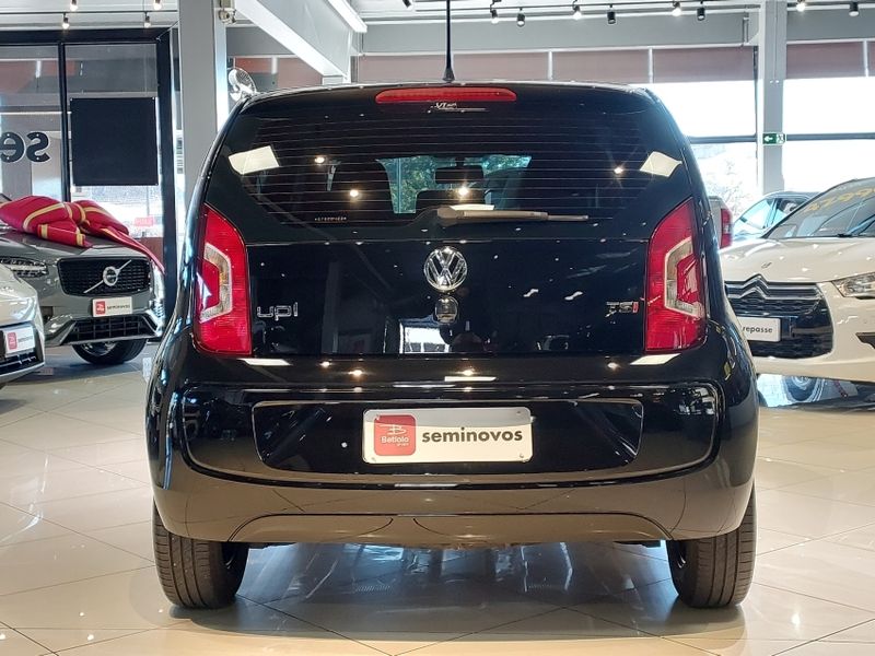 Volkswagen UP 1.0 TSI MOVE UP 12V FLEX 4P MANUAL 2015/2016 BETIOLO NOVOS E SEMINOVOS LAJEADO / Carros no Vale