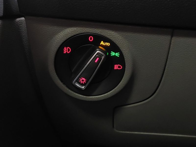 Volkswagen VIRTUS 1.0 200 TSI HIGHLINE AUTOMÁTICO 2019/2020 BETIOLO NOVOS E SEMINOVOS LAJEADO / Carros no Vale