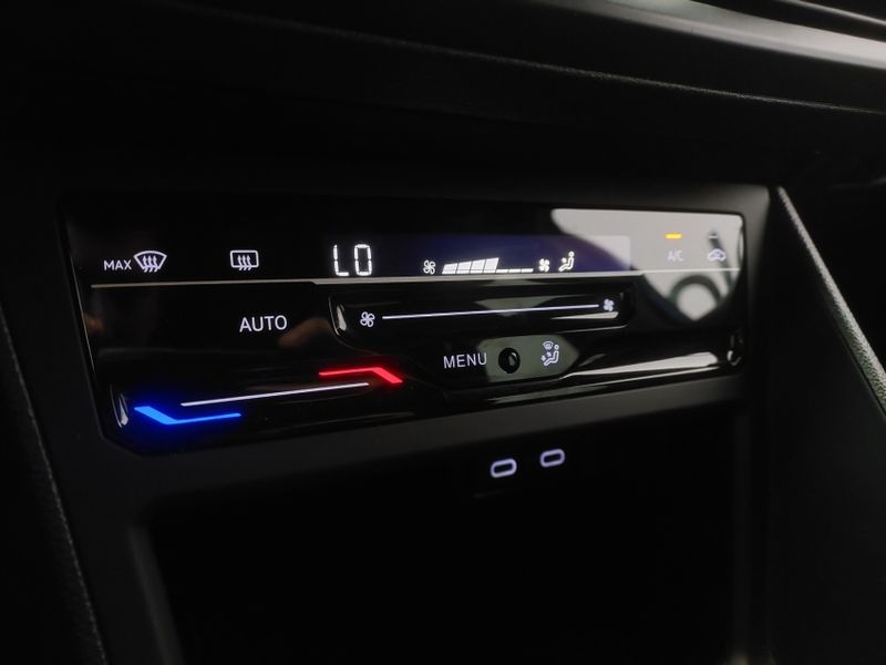 Volkswagen VIRTUS 1.4 250 TSI EXCLUSIVE AUTOMÁTICO 2024/2025 BETIOLO NOVOS E SEMINOVOS LAJEADO / Carros no Vale