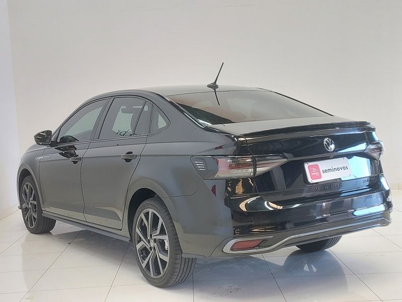 Volkswagen VIRTUS 1.4 250 TSI EXCLUSIVE AUTOMÁTICO 2024/2025 BETIOLO NOVOS E SEMINOVOS LAJEADO / Carros no Vale