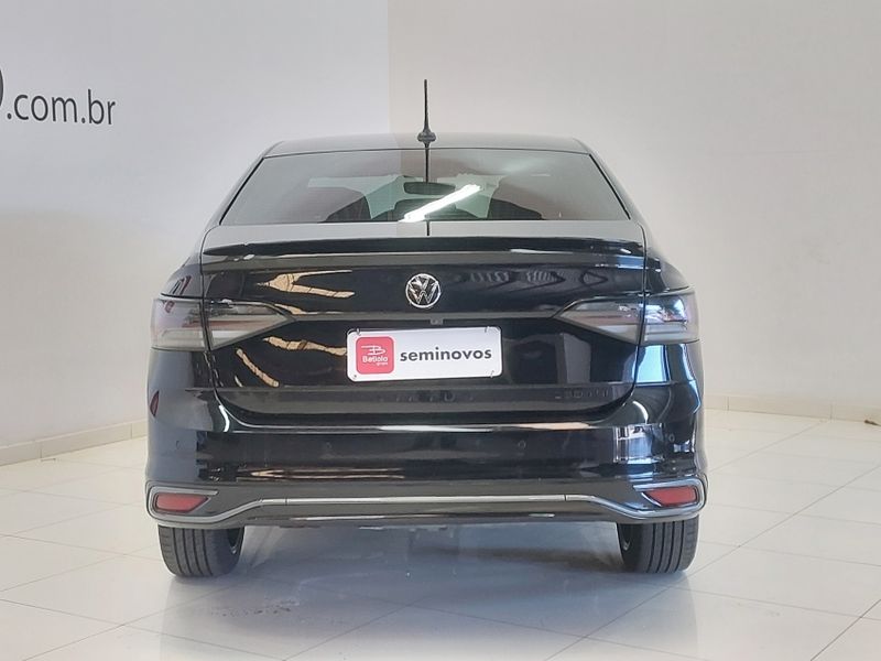 Volkswagen VIRTUS 1.4 250 TSI EXCLUSIVE AUTOMÁTICO 2024/2025 BETIOLO NOVOS E SEMINOVOS LAJEADO / Carros no Vale