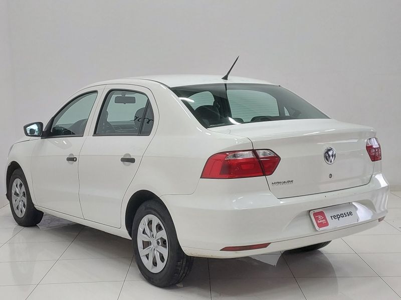 Volkswagen VOYAGE 1.0 12V MPI TOTALFLEX 4P MANUAL 2022/2023 BETIOLO NOVOS E SEMINOVOS LAJEADO / Carros no Vale Volkswagen VOYAGE 1.0 12V MPI TOTALFLEX 4P MANUAL 2022/2023 BETIOLO NOVOS E SEMINOVOS LAJEADO / Carros no Vale