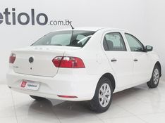 Volkswagen VOYAGE 1.0 12V MPI TOTALFLEX 4P MANUAL 2022/2023 BETIOLO NOVOS E SEMINOVOS LAJEADO / Carros no Vale